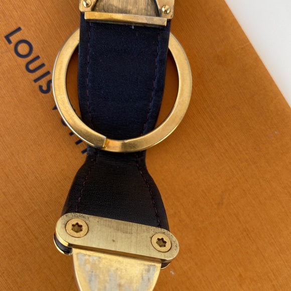 Authentic Louis Vuitton Key Chain/ Holder Vernis Black Enameled Leather Unisex - Picture 11 of 12